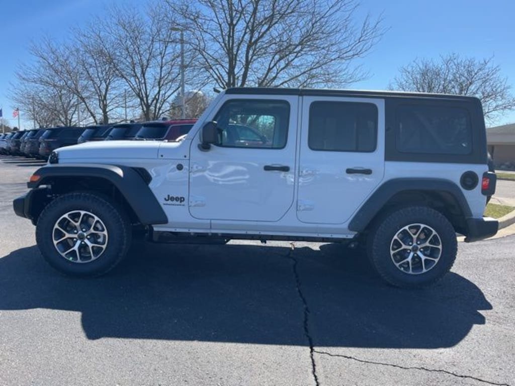 New 2026 Jeep Wrangler 4-DOOR SPORT S Sport Utility
