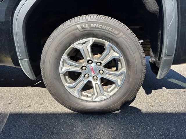 2024 GMC Sierra 1500 SLT - Photo 26