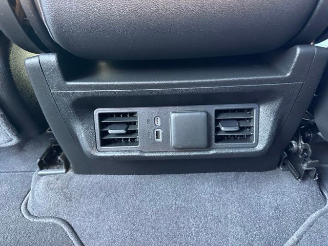 2024 GMC Sierra 1500 SLT - Photo 10