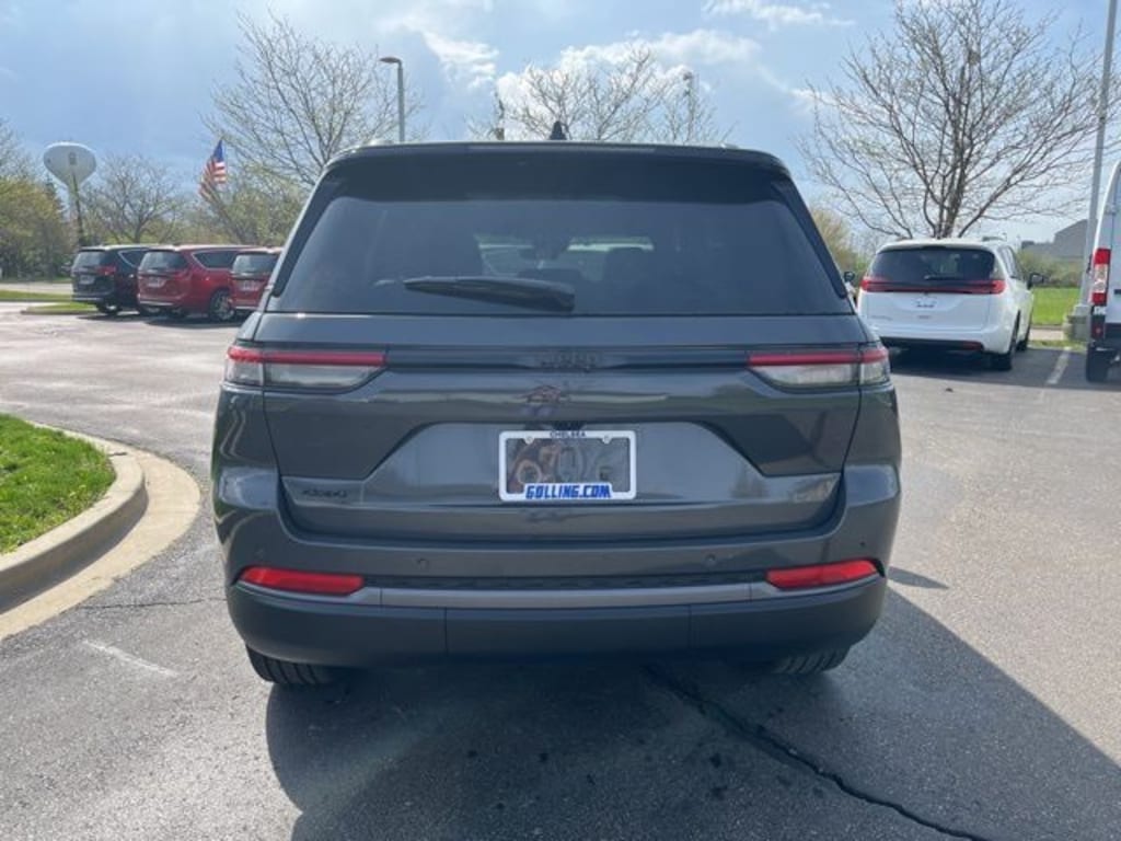 New 2026 Jeep Grand Cherokee LIMITED 4X4 Sport Utility
