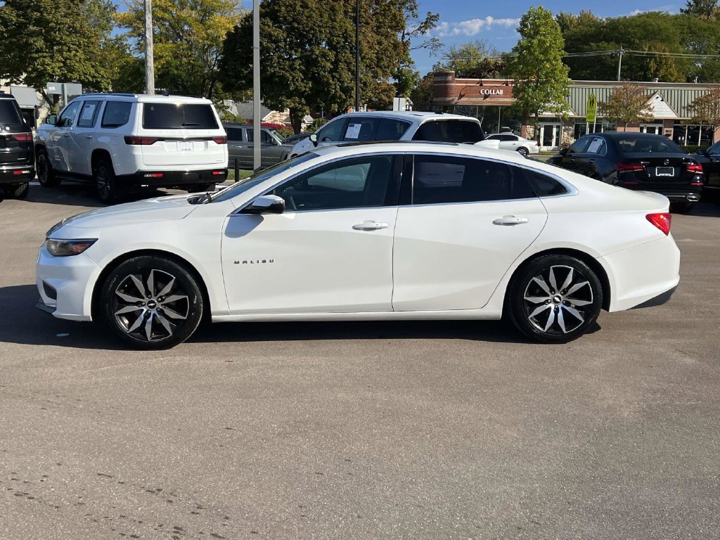 Used 2017 Chevrolet Malibu LT Sedan