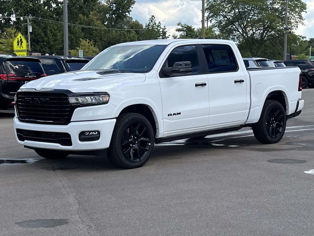 New 2027 Ram 1500 LARAMIE CREW CAB 4X4 5'7 BOX Pickup