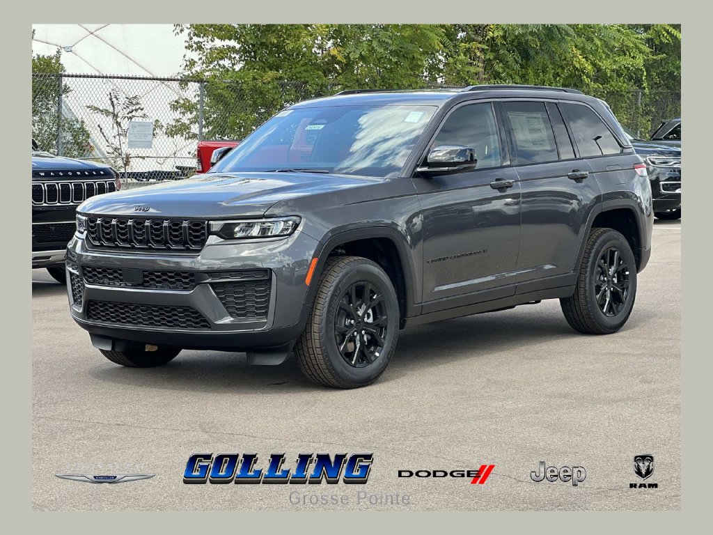 Used 2026 Jeep Grand Cherokee Altitude SUV