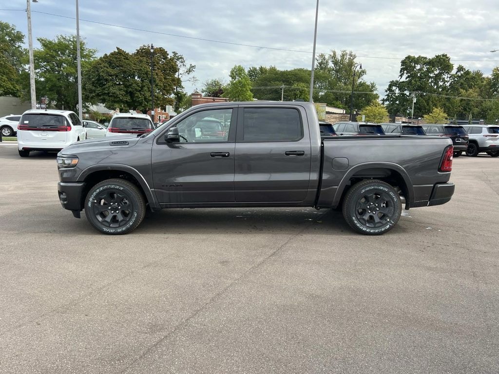 New 2026 Ram 1500 BIG HORN CREW CAB 4X4 5'7 BOX Pickup