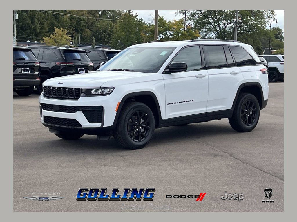 Used 2026 Jeep Grand Cherokee Altitude SUV