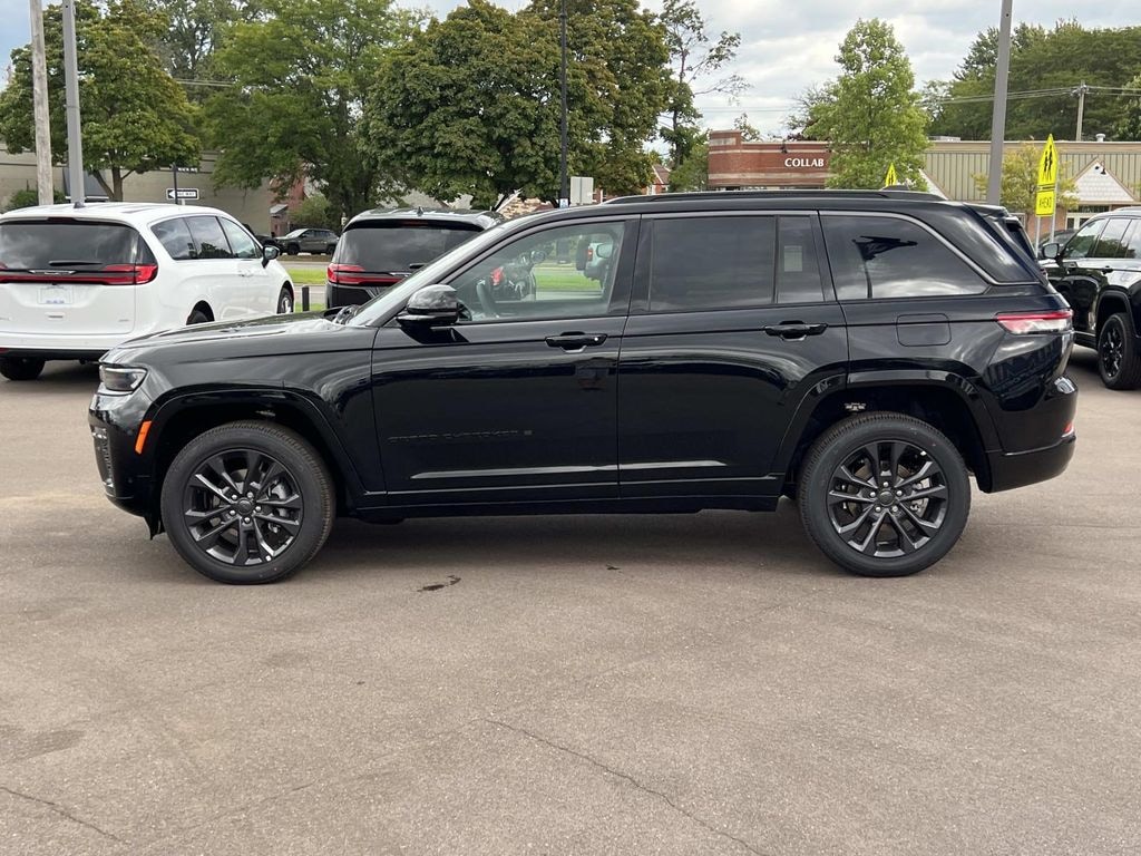 New 2026 Jeep Grand Cherokee LIMITED RESERVE 4X4 Sport Utility