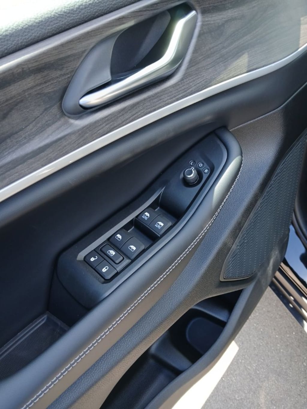 Used 2026 Jeep Grand Cherokee Altitude SUV