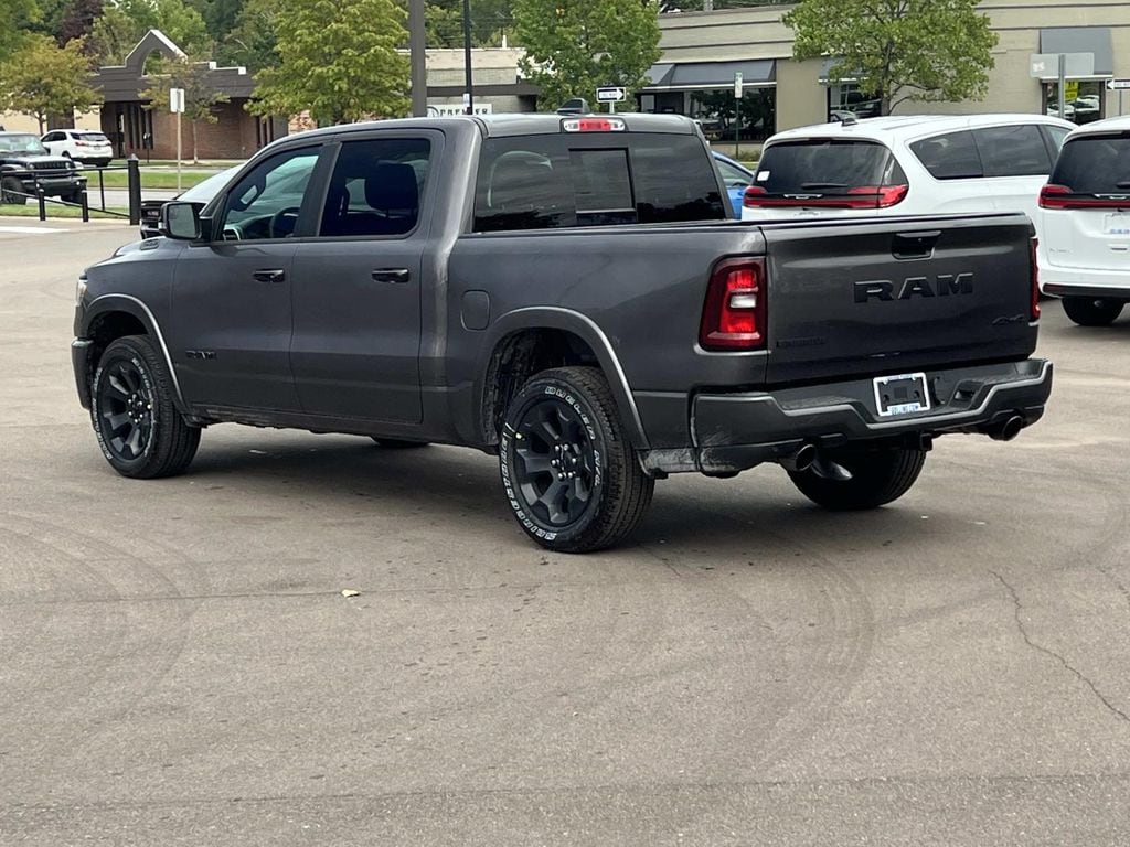 New 2026 Ram 1500 BIG HORN CREW CAB 4X4 5'7 BOX Pickup