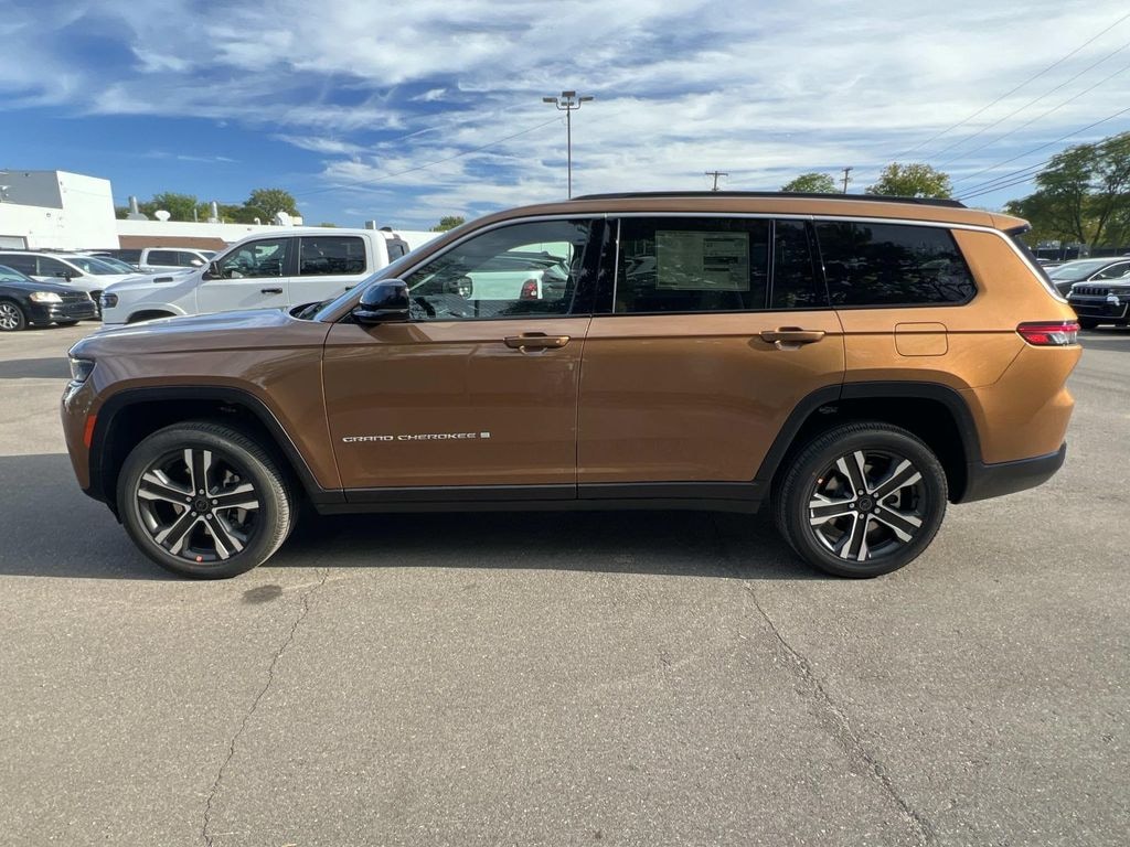 New 2027 Jeep Grand Cherokee L LIMITED 4X4 Sport Utility