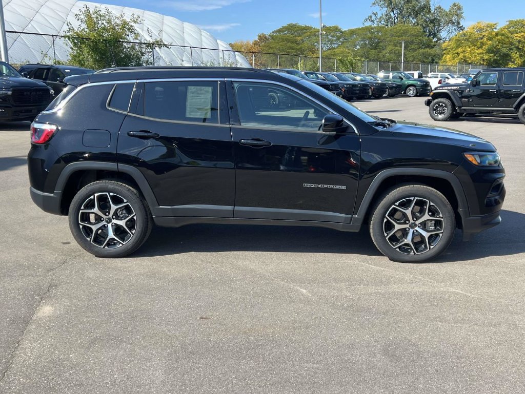 2026 Jeep Compass Limited - Photo 7