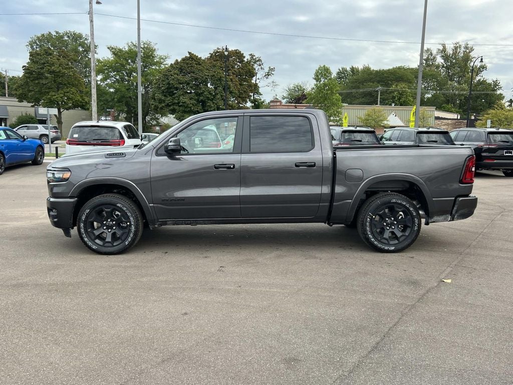 New 2026 Ram 1500 BIG HORN CREW CAB 4X4 5'7 BOX Pickup