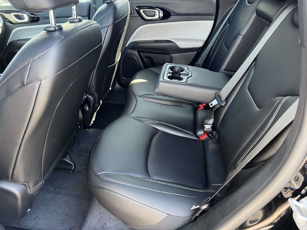 2026 Jeep Compass Limited - Photo 12