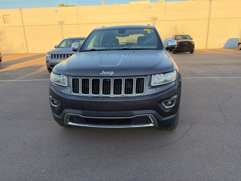 Used 2015 Jeep Grand Cherokee Limited with VIN 1C4RJFBG2FC859714 for sale in Detroit, MI