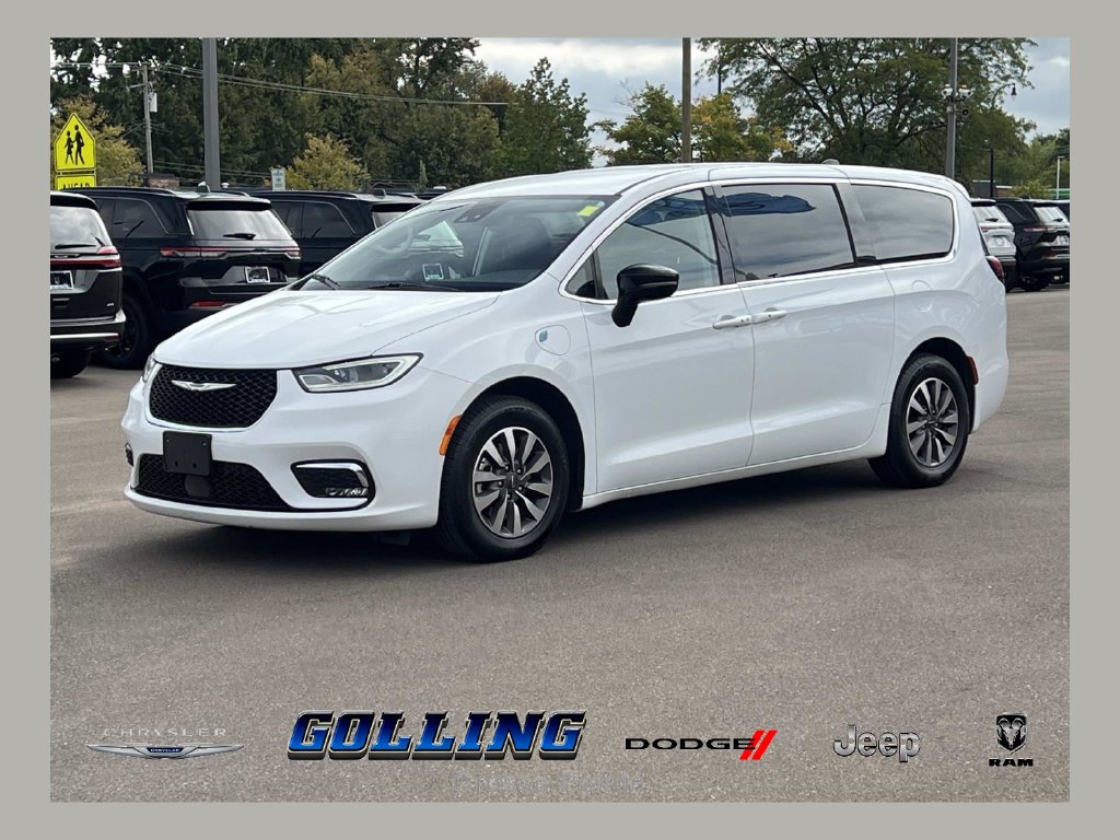  Chrysler Pacifica Hybrid