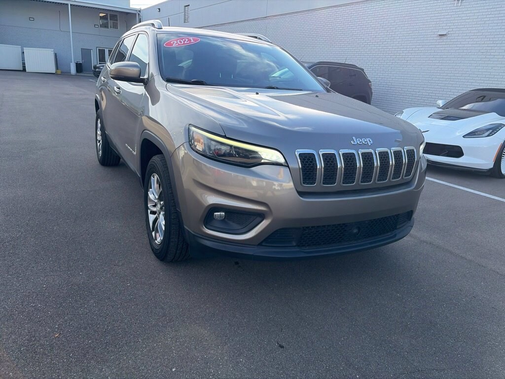 Used 2021 Jeep Cherokee Latitude Lux SUV
