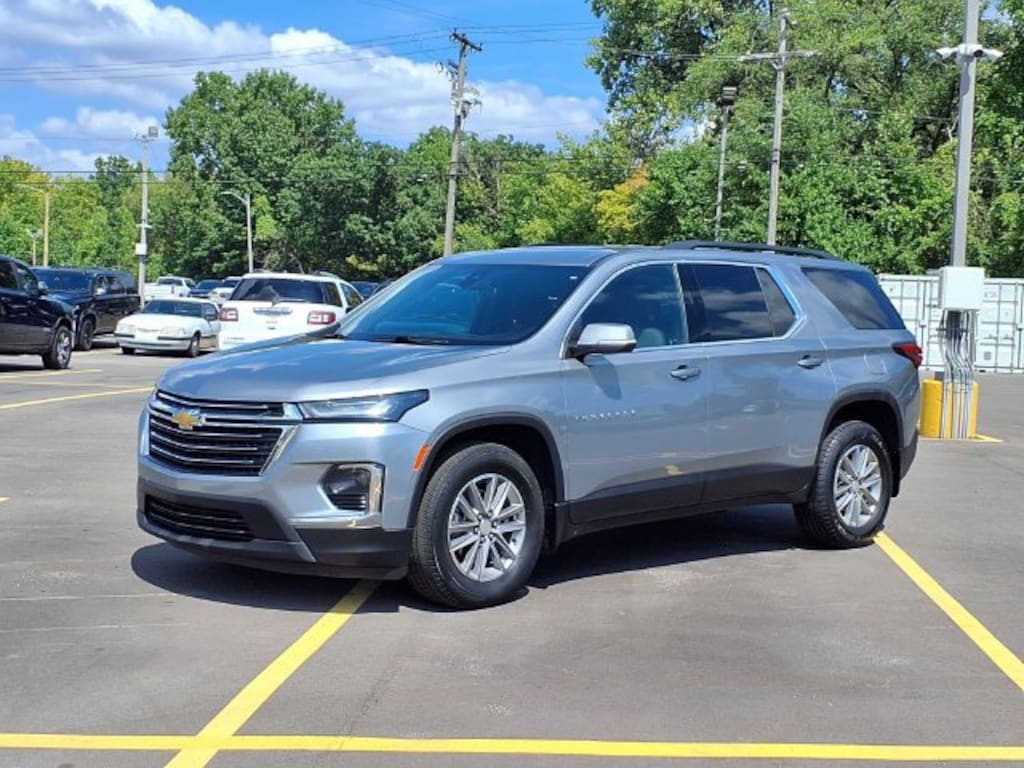 Used 2024 Chevrolet Traverse Limited LT Cloth SUV