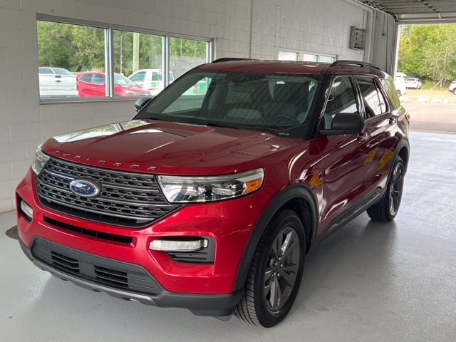 2021 Ford Explorer XLT 4WD photo