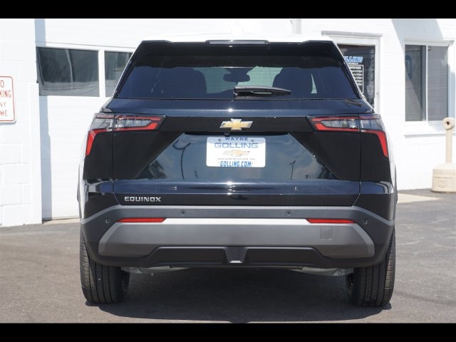2027 Chevrolet Equinox LT - Photo 19