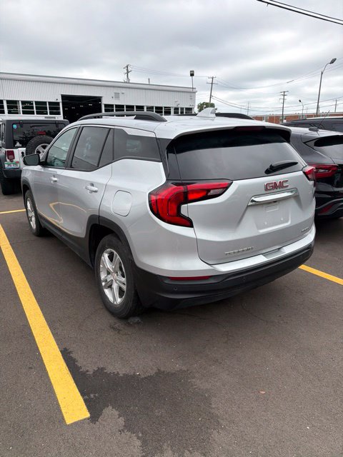 Used 2021 GMC Terrain SLE SUV