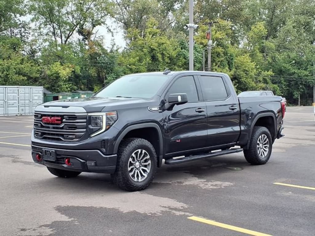 Used 2023 GMC Sierra 1500 AT4 Truck Crew Cab