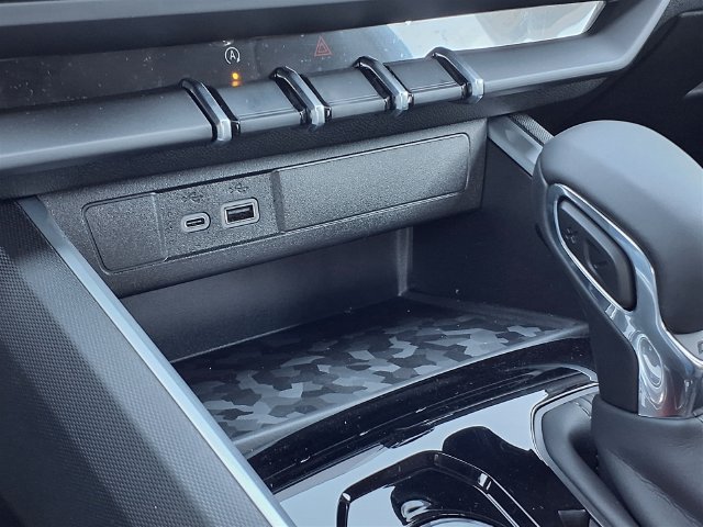 2026 Chevrolet Colorado LT - Photo 10