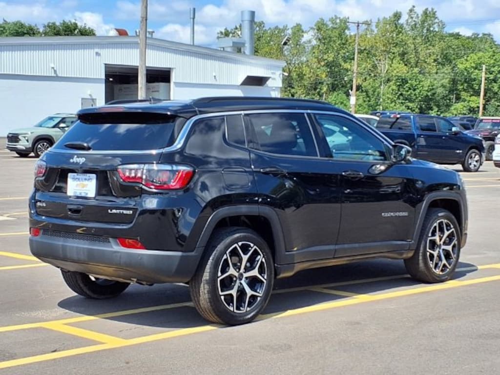 Used 2025 Jeep Compass Limited SUV