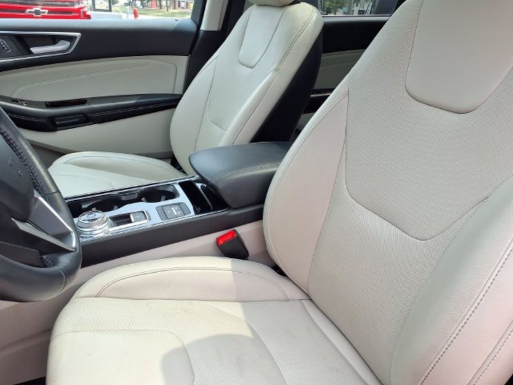 Used 2020 Ford Edge Titanium SUV