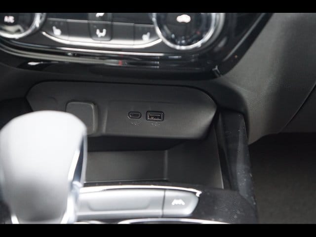 2026 Chevrolet Trax LT - Photo 11