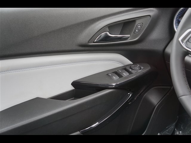 2026 Chevrolet Trax LT - Photo 17