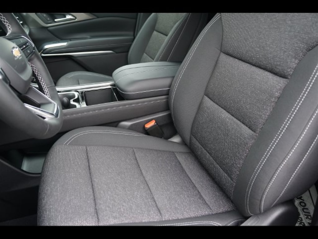 New 2027 Chevrolet Traverse LT SUV