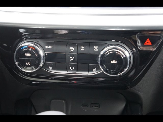 2026 Chevrolet Trax LT - Photo 10