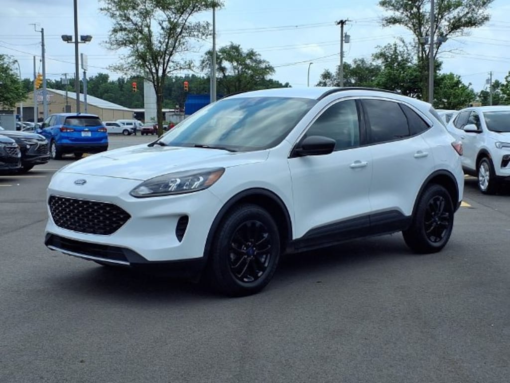 Used 2022 Ford Escape SE SUV