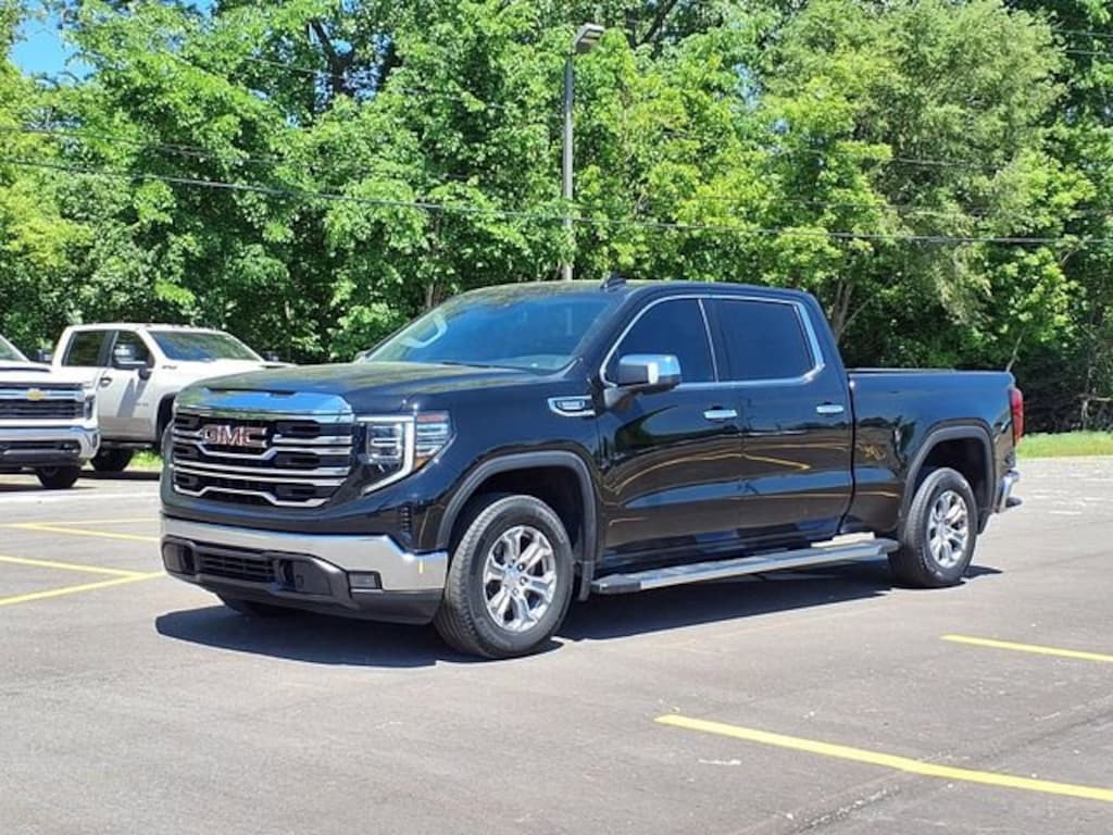 Used 2022 GMC Sierra 1500 SLT Truck Crew Cab