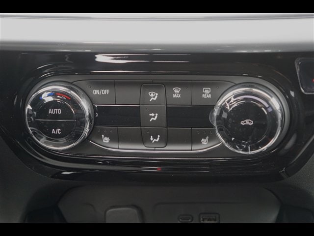 2026 Chevrolet Trax LT - Photo 10