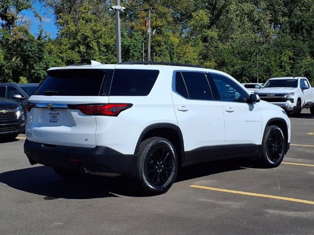 Used 2024 Chevrolet Traverse Limited LT Cloth SUV