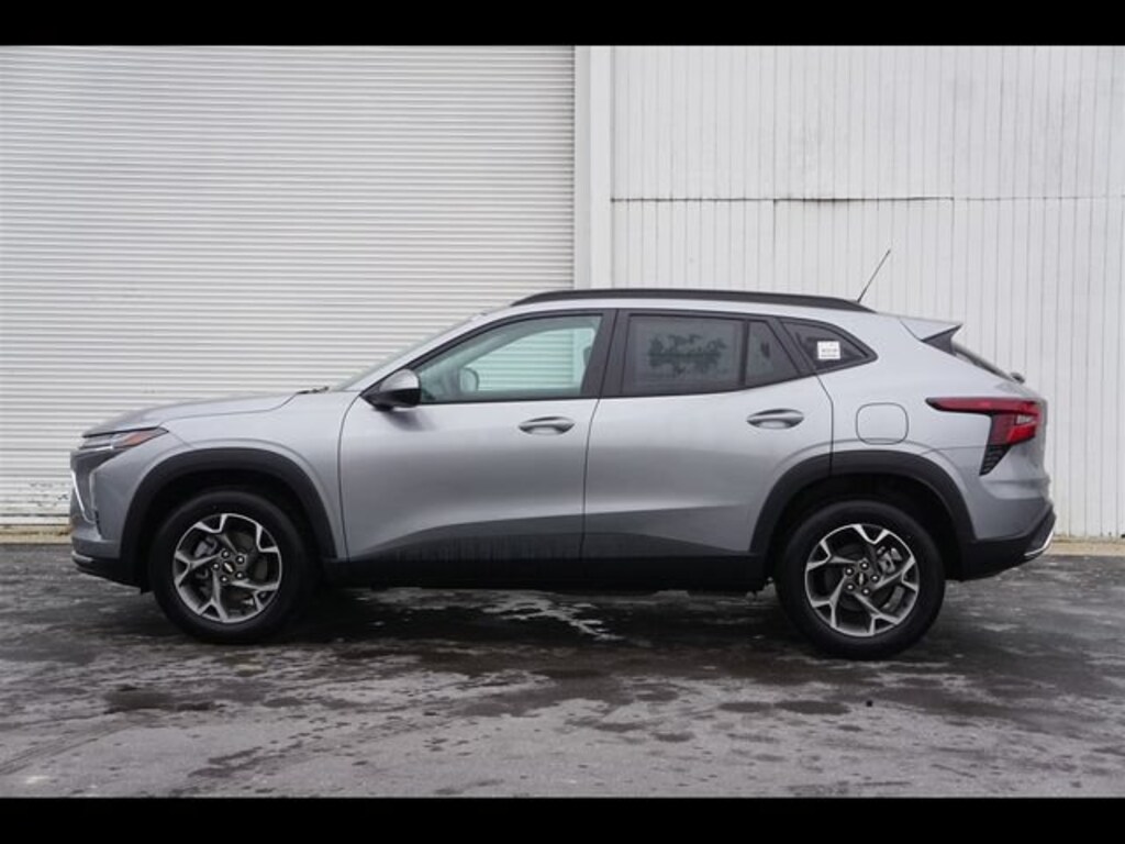 New 2026 Chevrolet Trax LT SUV