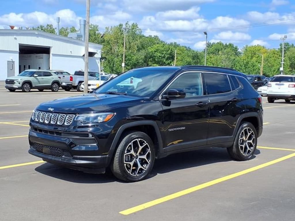 Used 2025 Jeep Compass Limited SUV