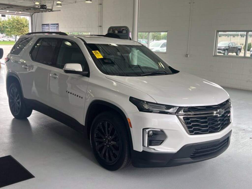 Used 2023 Chevrolet Traverse RS SUV