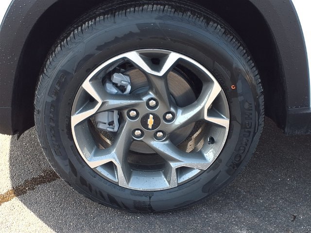 2026 Chevrolet Trax LT - Photo 19