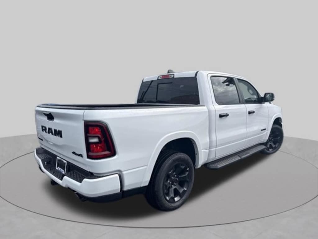 New 2027 Ram 1500 BIG HORN CREW CAB 4X4 5'7 BOX Pickup