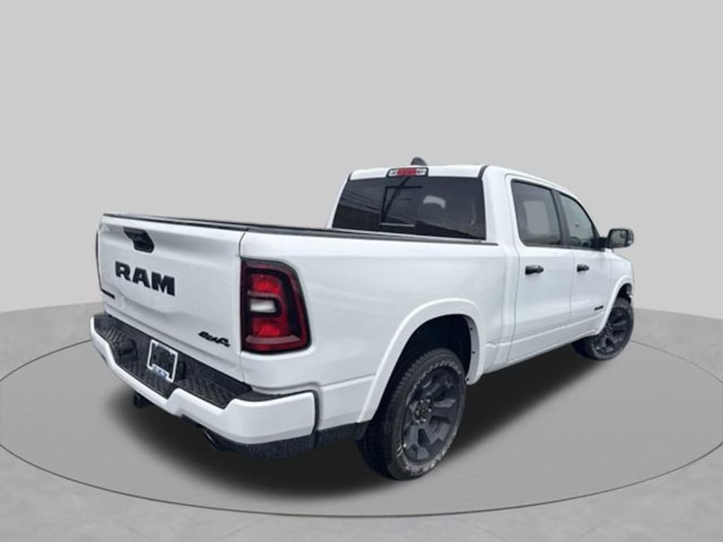 New 2026 Ram 1500 BIG HORN CREW CAB 4X4 5'7 BOX Pickup
