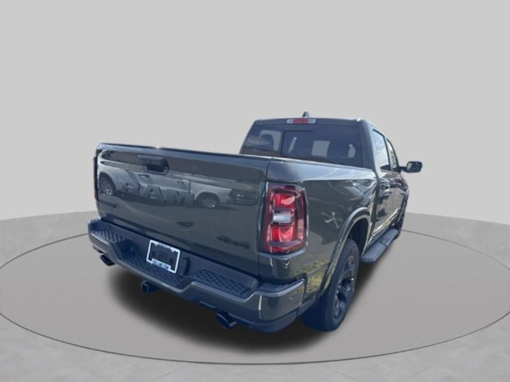 New 2027 Ram 1500 BIG HORN CREW CAB 4X4 5'7 BOX Pickup