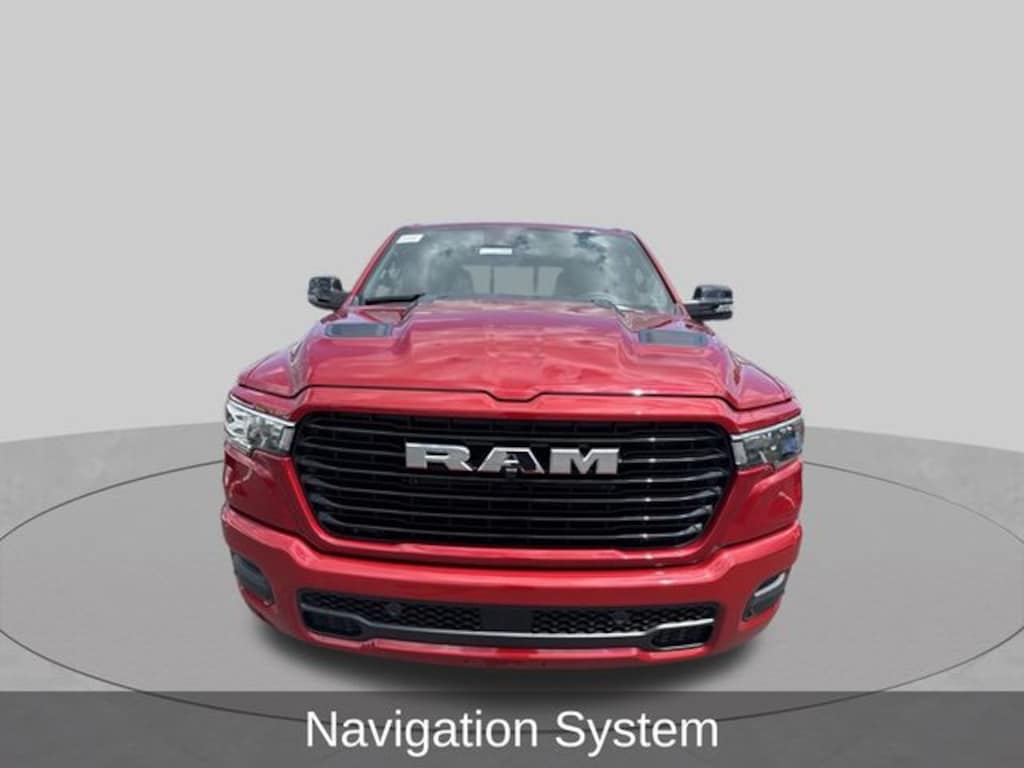 New 2026 Ram 1500 LARAMIE CREW CAB 4X4 5'7 BOX Pickup
