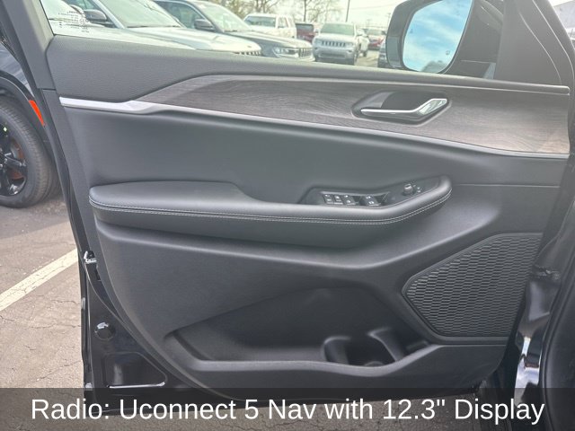 2026 Jeep Grand Cherokee Laredo - Photo 11