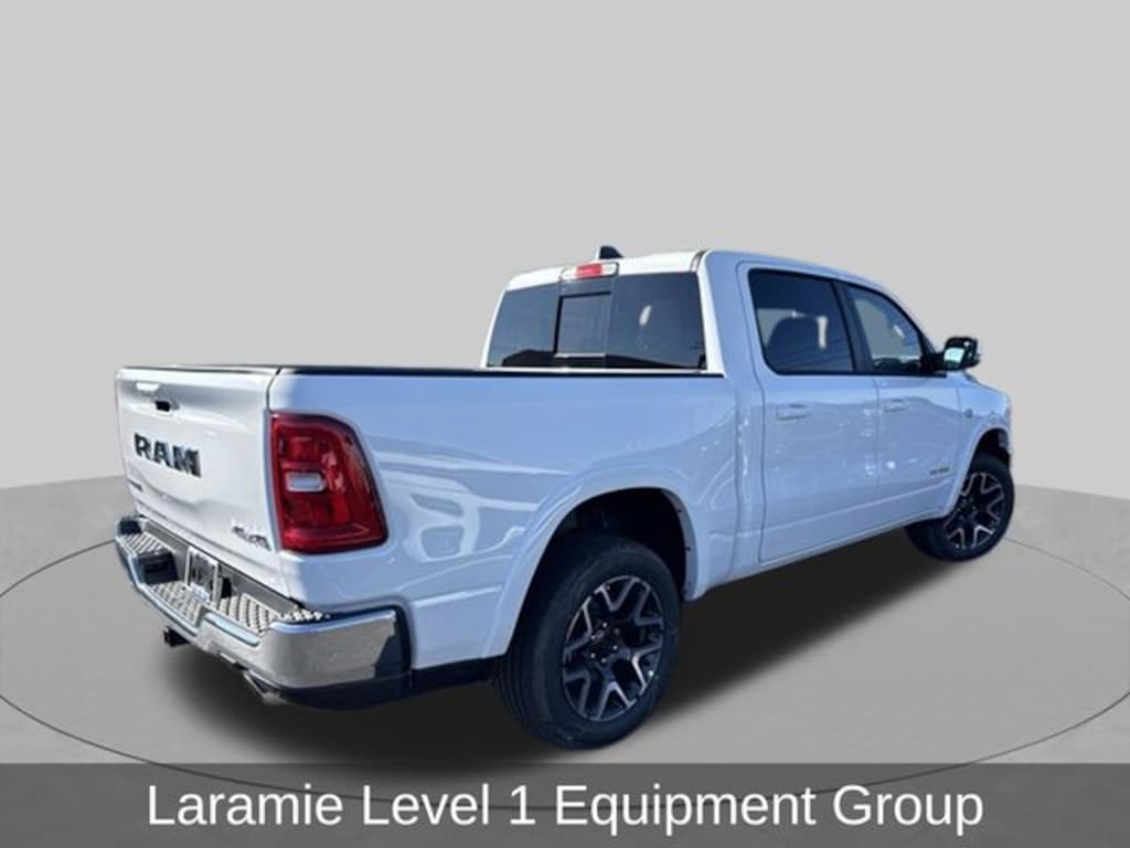 New 2026 Ram 1500 LARAMIE CREW CAB 4X4 5'7 BOX Pickup