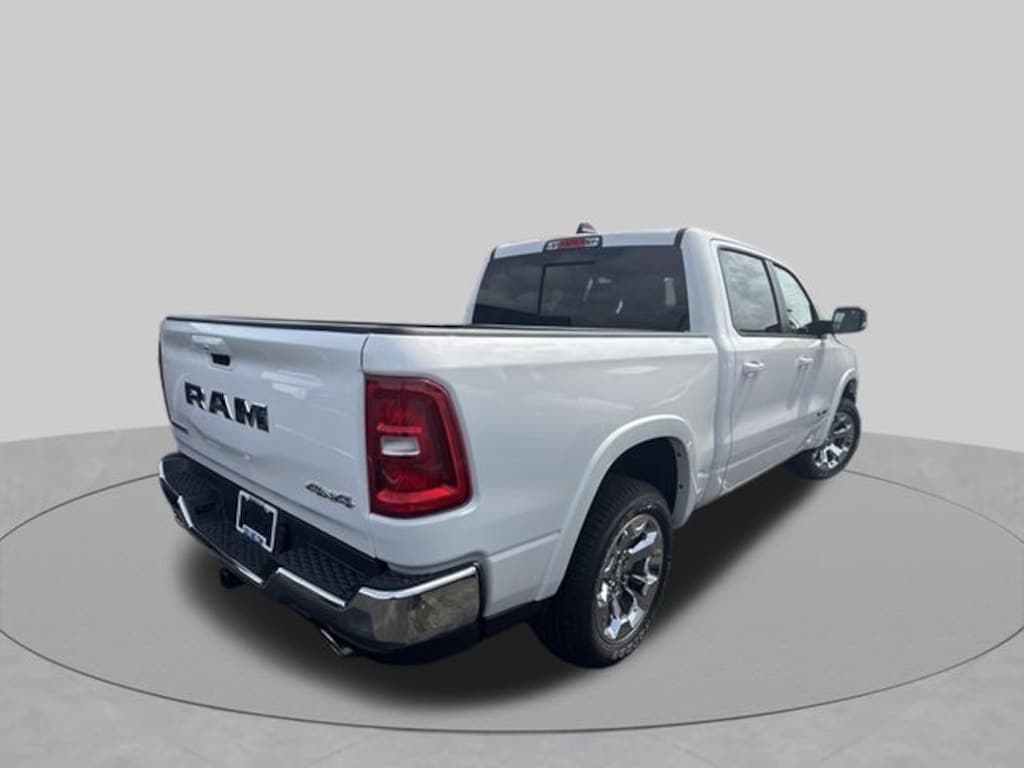 New 2027 Ram 1500 BIG HORN CREW CAB 4X4 5'7 BOX Pickup