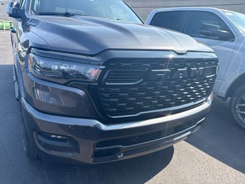 New 2027 Ram 1500 BIG HORN CREW CAB 4X4 5'7 BOX Pickup