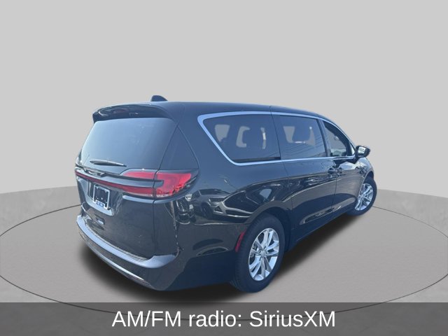 New 2027 Chrysler Pacifica SELECT Passenger Van