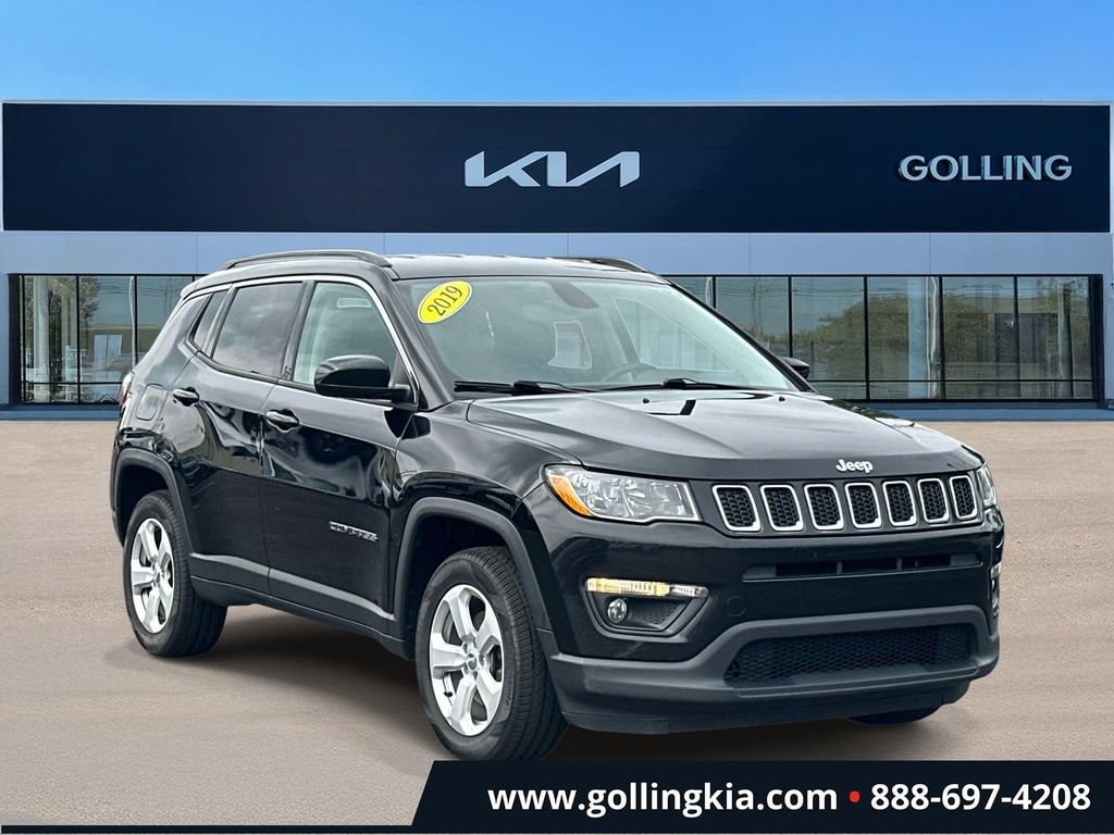 Used 2019 Jeep Compass Latitude 4x4 SUV
