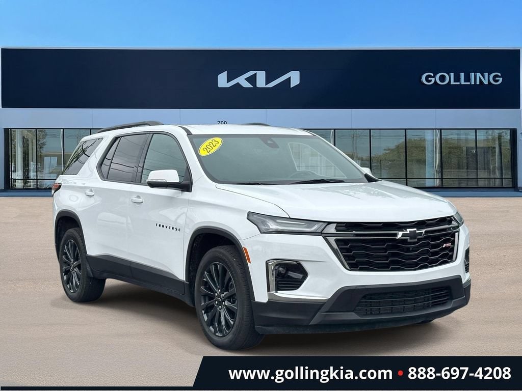 Used 2023 Chevrolet Traverse RS SUV